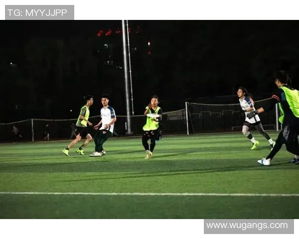 成都飞盘队在城市马拉松积分榜上以53分高居榜首展现强劲实力